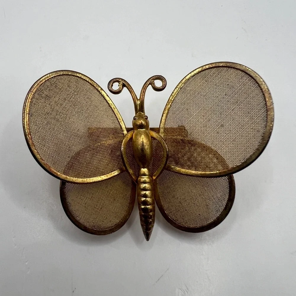 Vintage Butterfly Trembler Brooch Gold Tone Mesh Articulated Pin‎